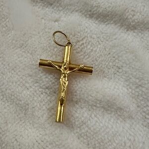 Gold Crucifix Pendant